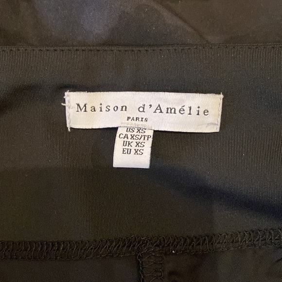 Maison d Amelie woman skort. Size S - Picture 4 of 5